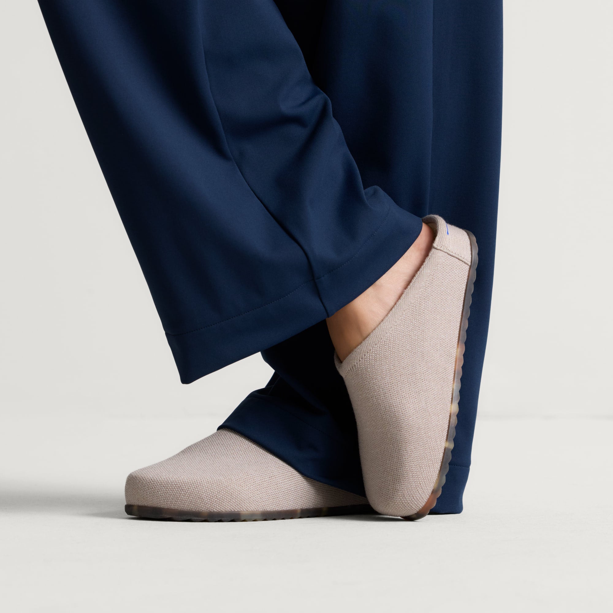 The Casual Clog - Dove