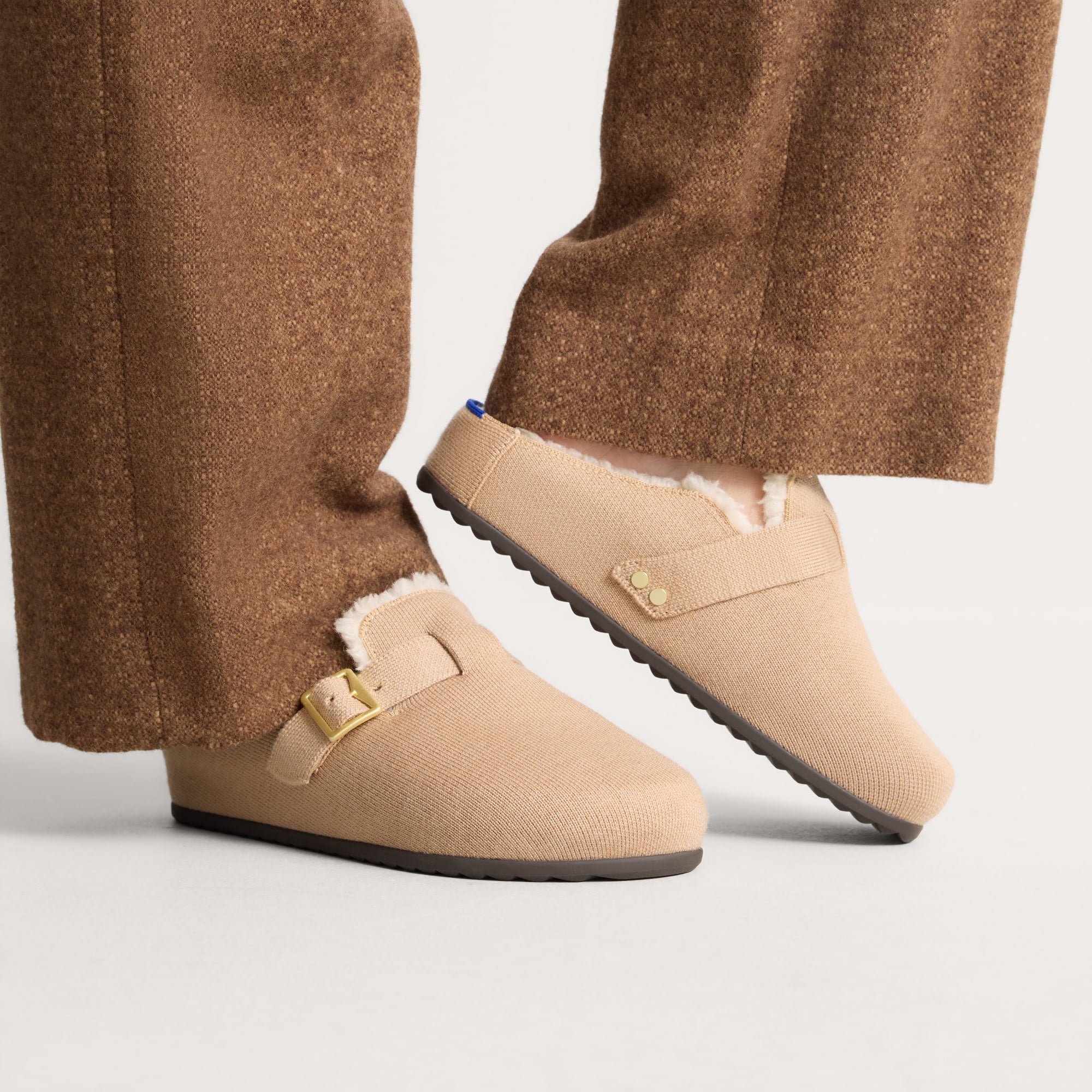 The Teddy Buckle Clog - Honey